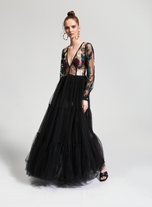 LOOKBOOK: Women Fashion Brand