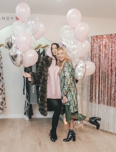 мод (97 из 208)