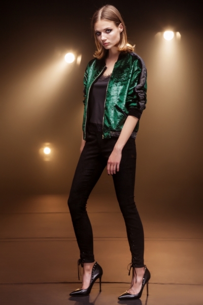 model_1760_42_48_2794_42_48_4418_42_48