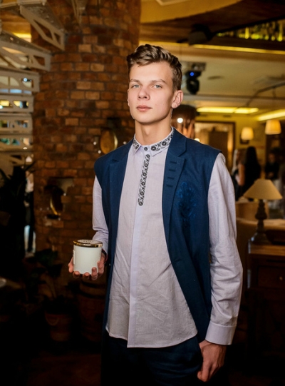 f2ae48e4137dd6bad70a824f3a7421eb