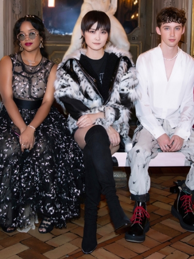 giambattistavalli-x-hm-her-chris-troye