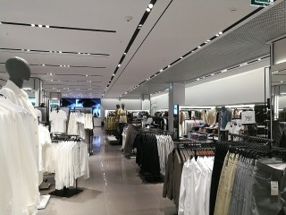 Открылся первый магазин Zara в Беларуси